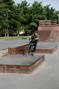 BMX Tricks: Funbox Jumping