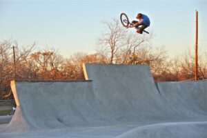 BMX Tricks: The Invert