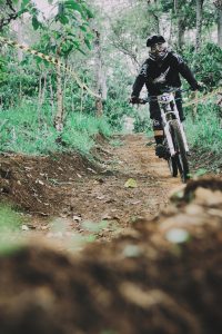 Downhill Mountain Biking Tips for Thrill-Seekers