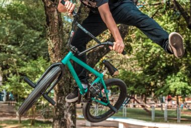 BMX Tricks: The Bar Spin