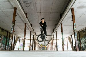 BMX Tricks: The Bar Spin